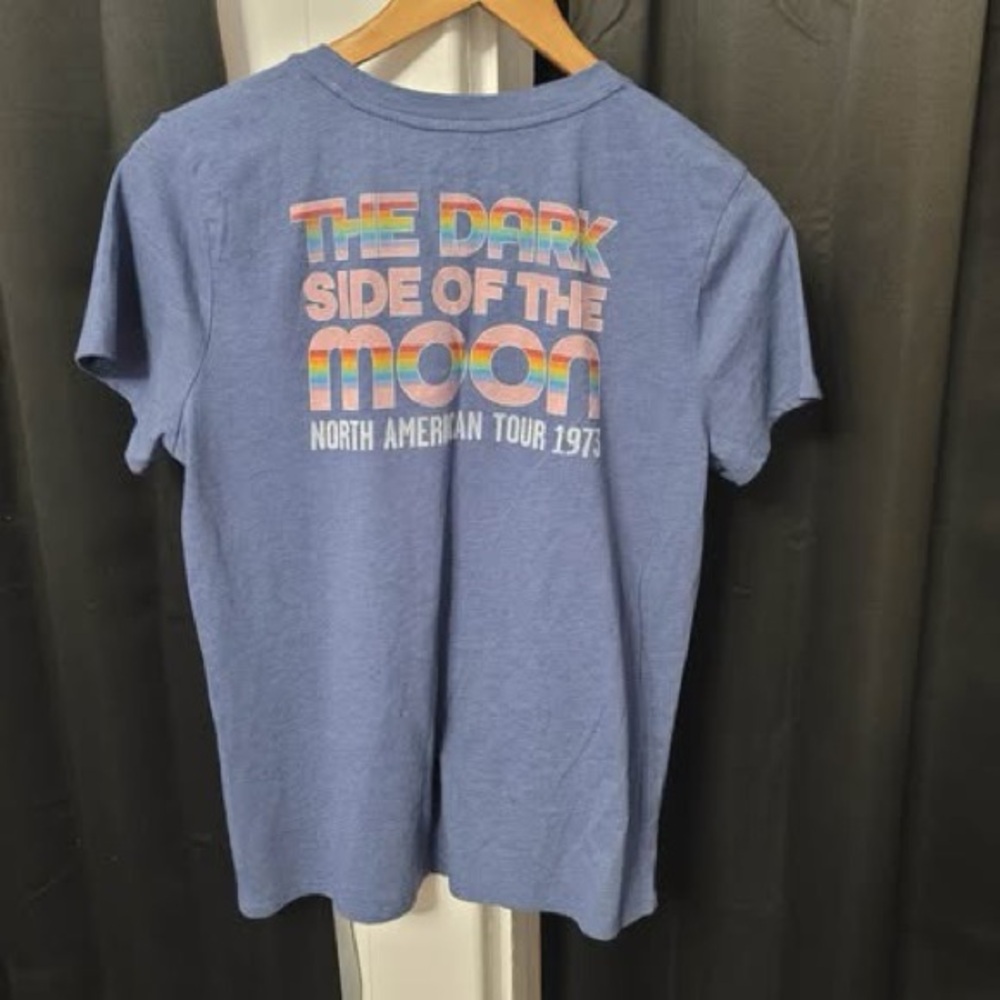 Pink Floyd Shirt Womens Large Dark Side Moon Tour 1973 Lucky Brand
Music Tee